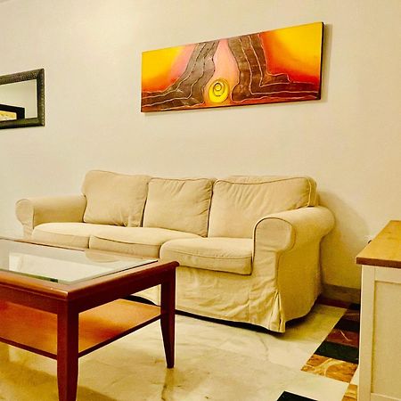 Entrecatedrales Suite Seville Luaran gambar