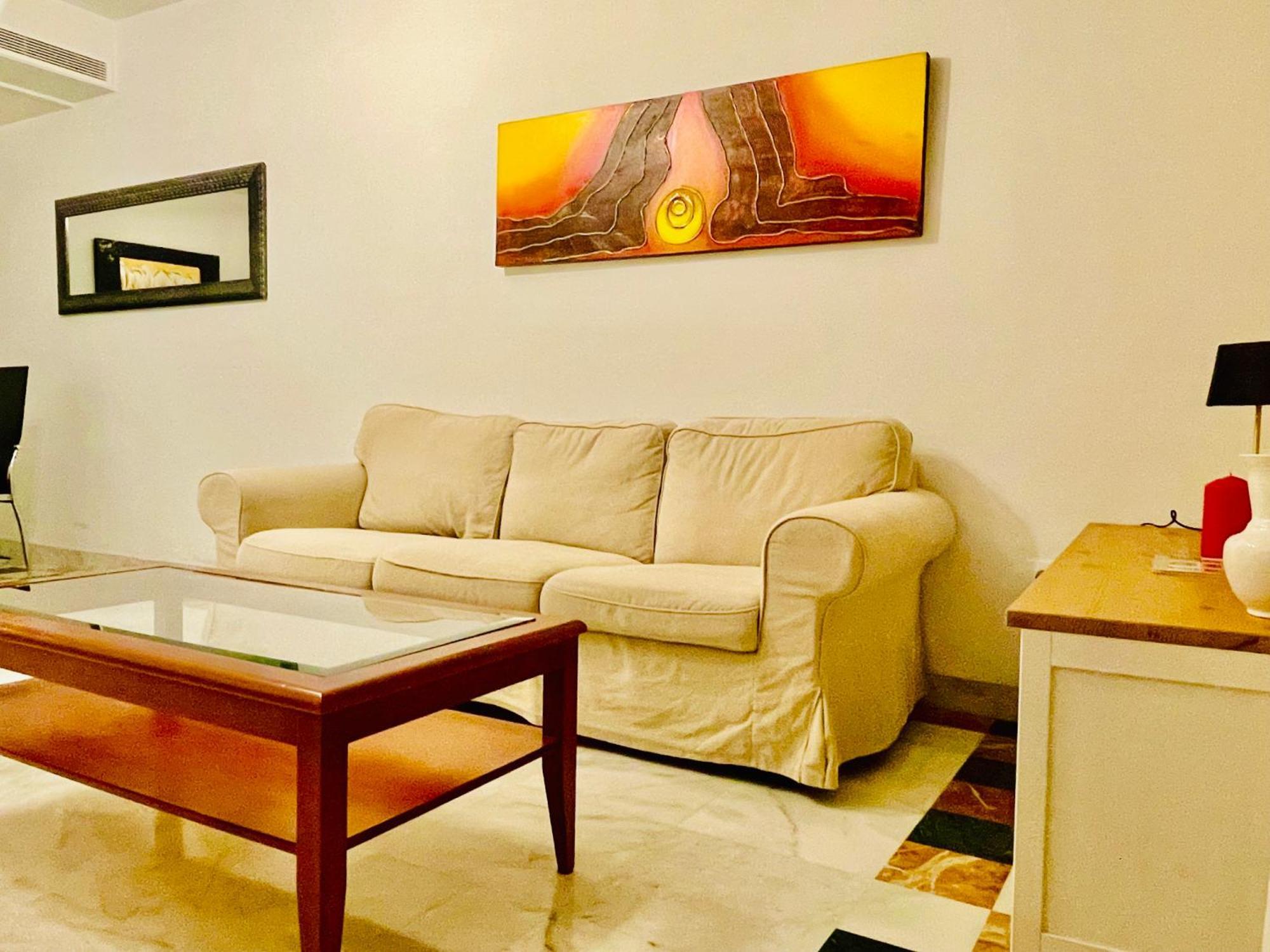 Entrecatedrales Suite Seville Luaran gambar
